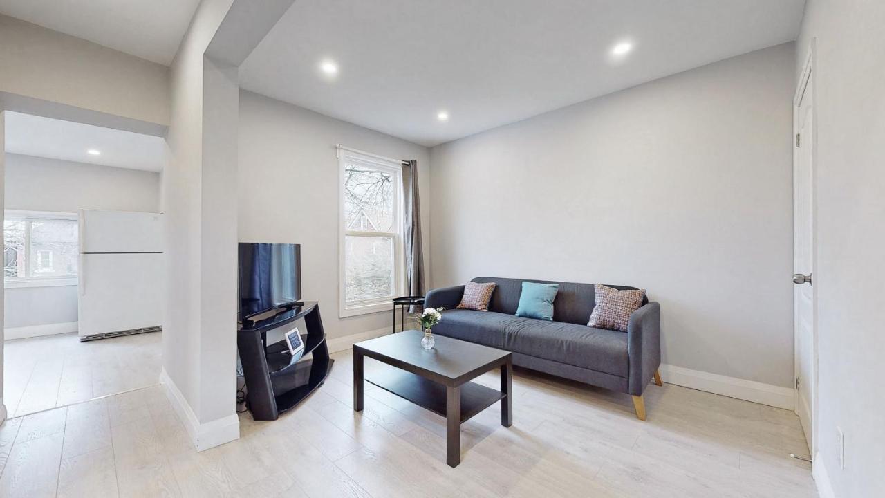 Three Bedroom In Хамилтън Екстериор снимка